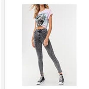 FOREVER 21 ACID WASH JEANS